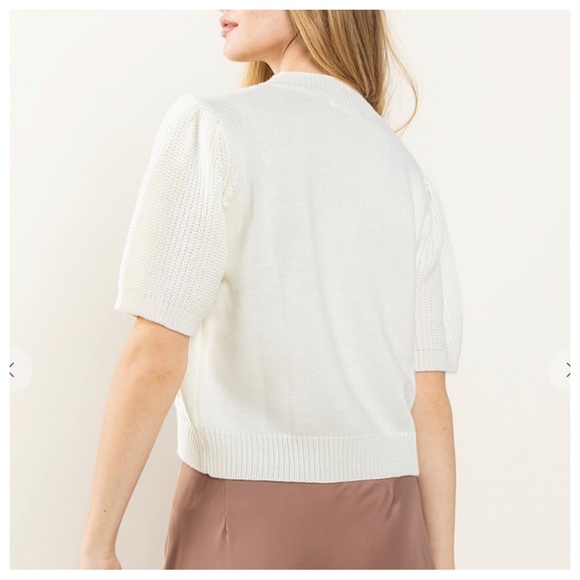 21 3D Heart Textured Balloon Sleeve Knit Sweater Top - Picture 3 of 5